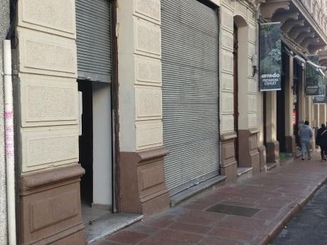 Local Comercial En Ciudad Vieja