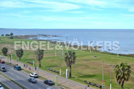 Frente Al Mar, Vista Desde Todos Sus Ambientes