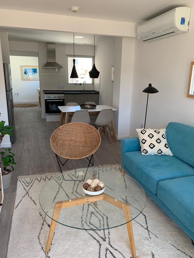Apartamento a Estrenar 1Dorm y Escritorio Amoblado Amplias terrazas exclusivas