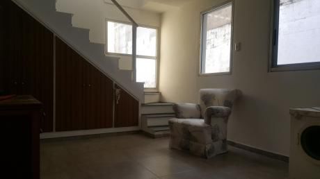 Estrena Amplio Apto. 1 O 2 Dormitorios Tipo Casa Sin Gastos Opción Cochera