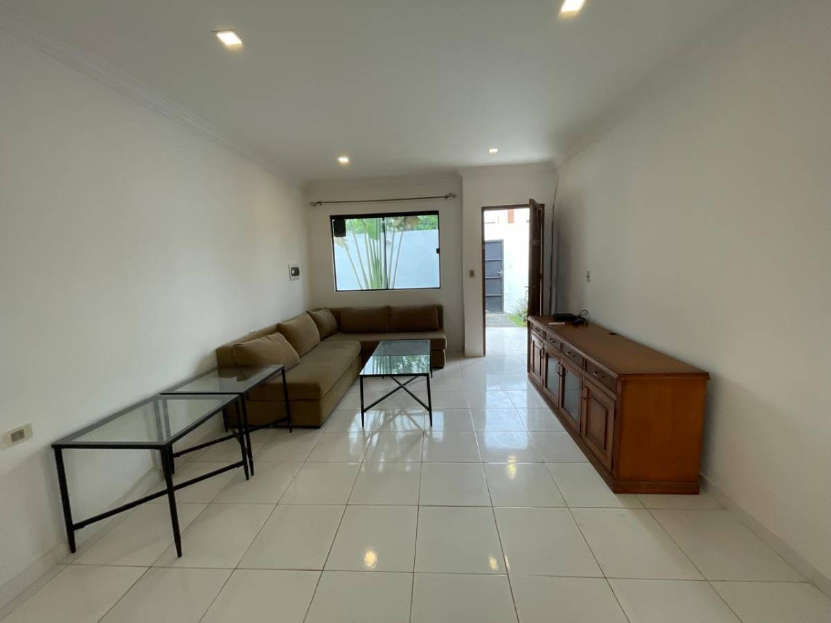 VENDO CHALET ZONA CAÑADA SAN RAFAEL - LUQUE — foto 3