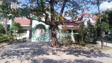 Cómoda Y Amplia Casa En Condominio Montibello