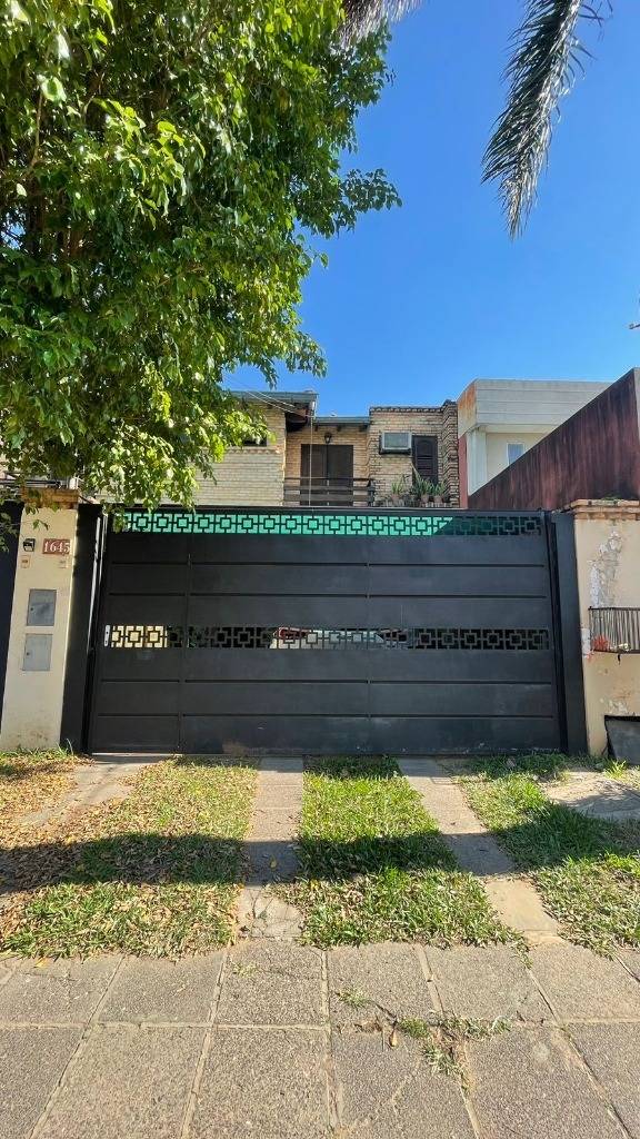 Casa en alquiler en Ycuá Satí