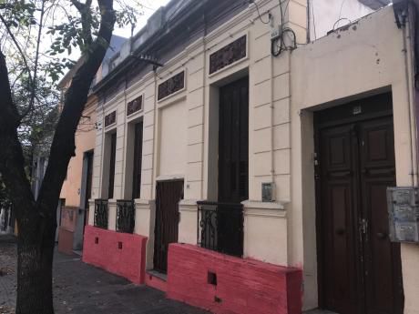 Venta Casa Terreno Palermo Montevideo + 3 Apartamentos