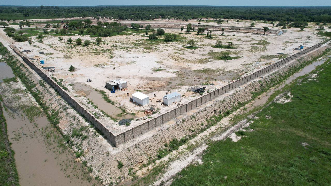 Terrenos en venta en NUEVA ASUNCIÓN. Barrio Cerrado "Bosque Lago" — foto 2