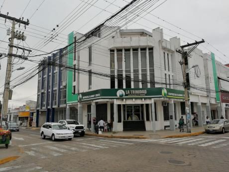 Edificio Centrico A 1 Cuadra De La Plaza, Entrada Sur