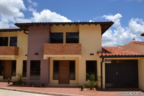 Vendo Duplex En Barrio Cerrado. Fernando De La Mora