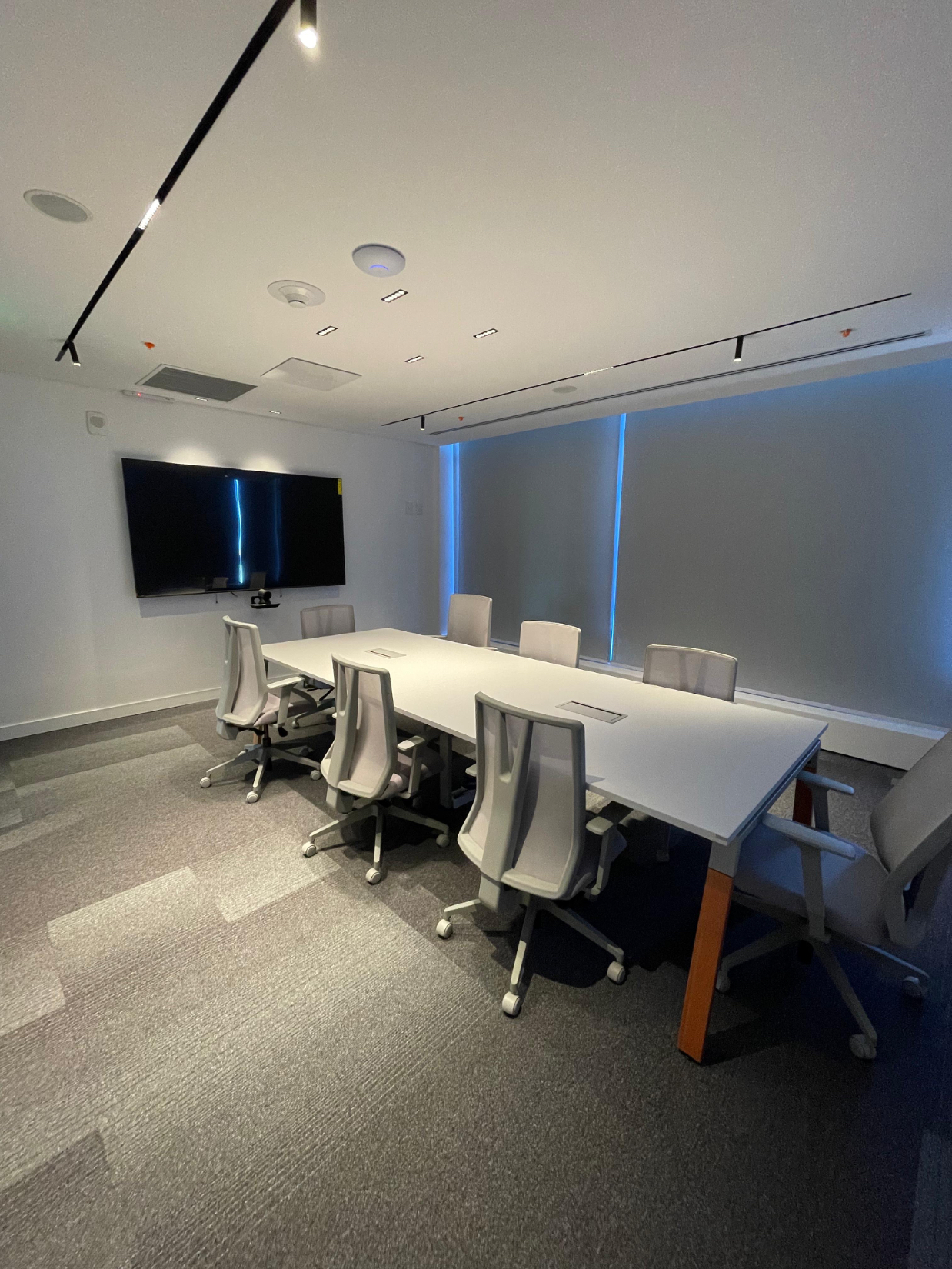 AVDA. ARTIGAS, BARRIO JARA, EN ALQUILER OFICINAS CORPORATIVAS DE 134 m2 — foto 2