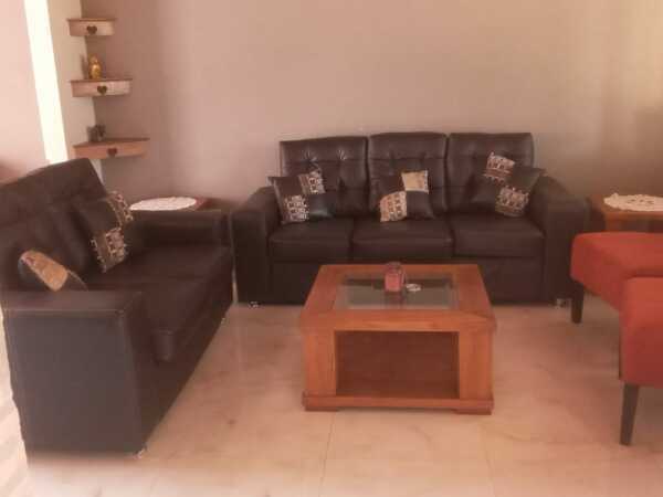 ALQUILO HERMOSA Y AMPLIA CASA EN BO. HIPODROMO — foto 3