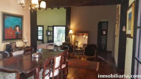 Casa Estilo Colonial