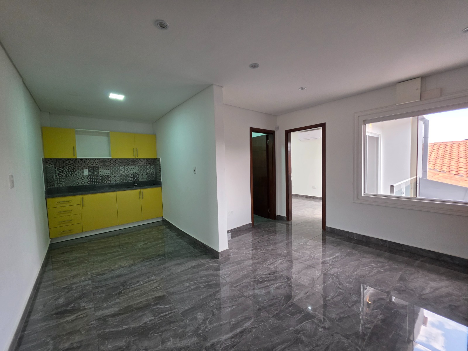 Alquilo oficina en Sajonia – 160 m² – Gs. 7.416.000 — foto 3