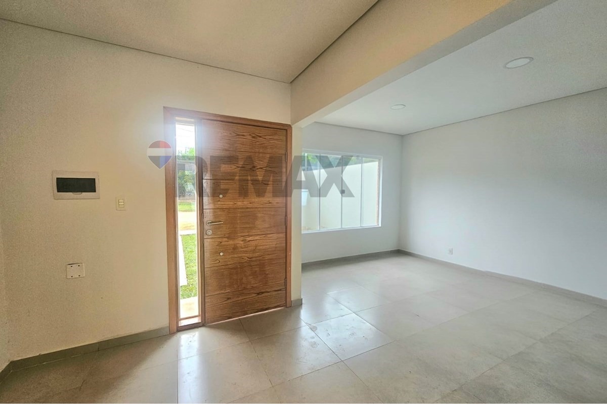 Duplex - Venta - Luque, Central, Paraguay — foto 2