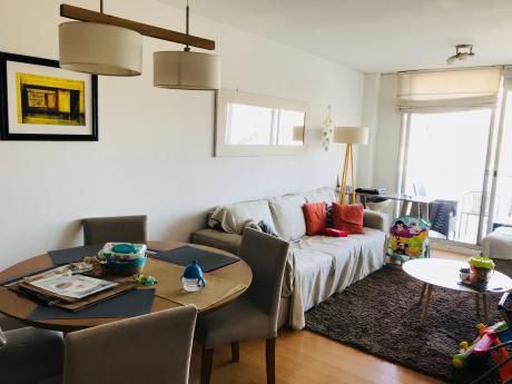 Apartamento Dos Dormitorios En Pocitos