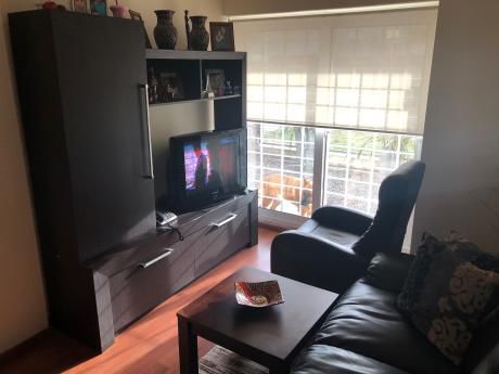 Casi A Estrenar, Divino Apto. Con Patio Y Garaje Incluido!