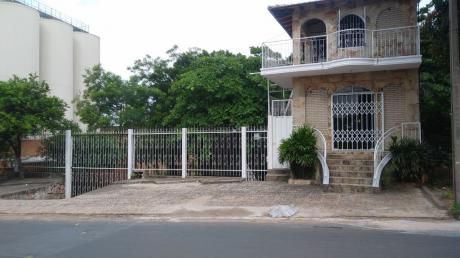 Lambare / Ita Enramada - Sobre Avenida Peron - 2 Departamentos