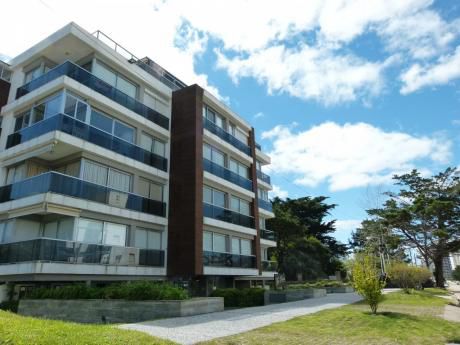 Departamento En Venta En Aidy Grill, Punta Del Este