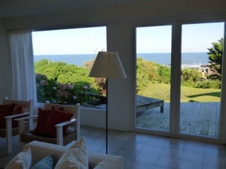 Muy Linda Casa En Jose Ignacio Con Vista Al Mar