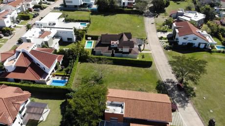 Terreno En Colinas Del Urubo