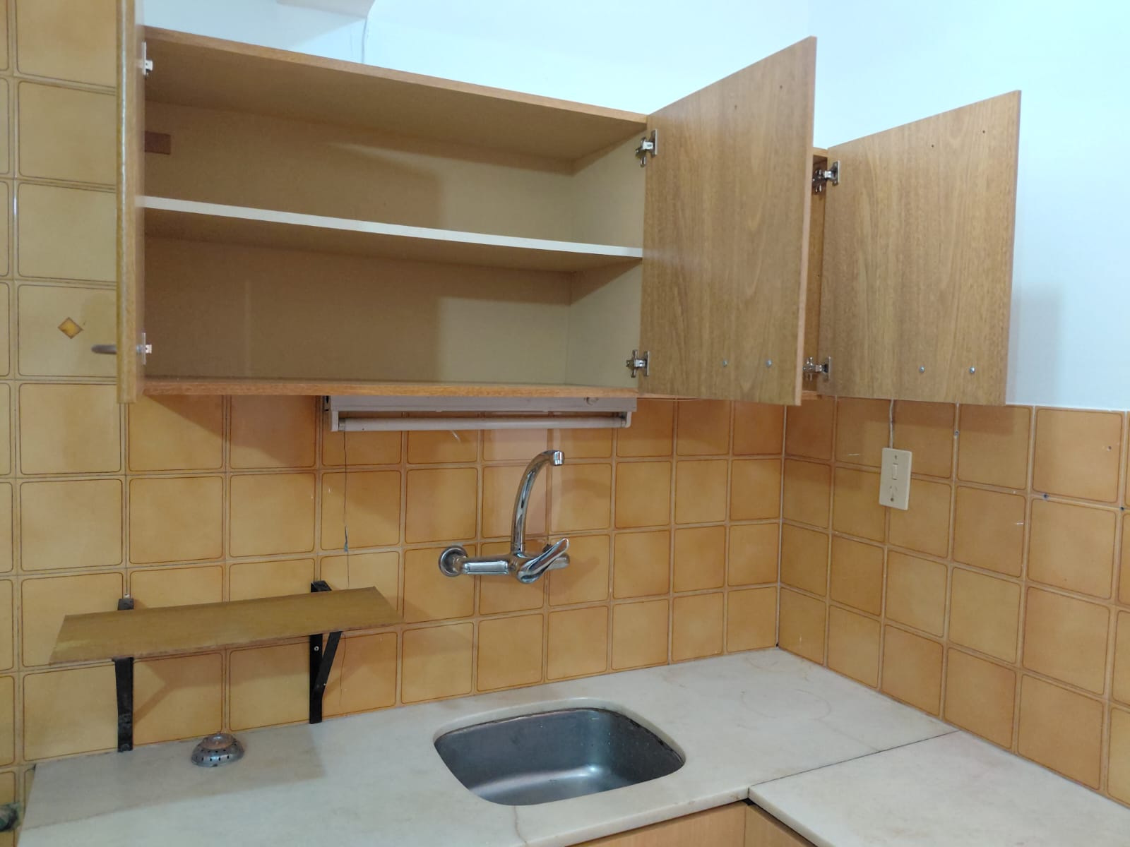 Oficina 43 M² | Muy Luminosa | Piso 9 | Centro | Portería · Foto 11
