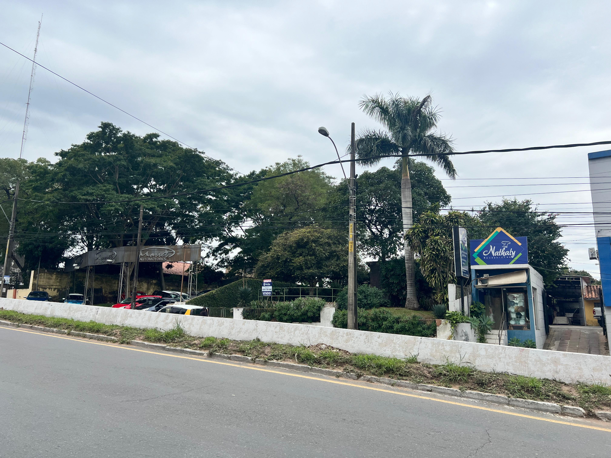 VENDO AMPLIA PROPIEDAD DE 900 M2 A DEMOLER SOBRE FELIX BOGADO BARRIO SAN VICENTE — foto 2