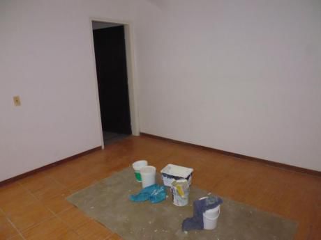 Excelente Ubicación, Ambientes Amplios, Pb , Patio !!!
