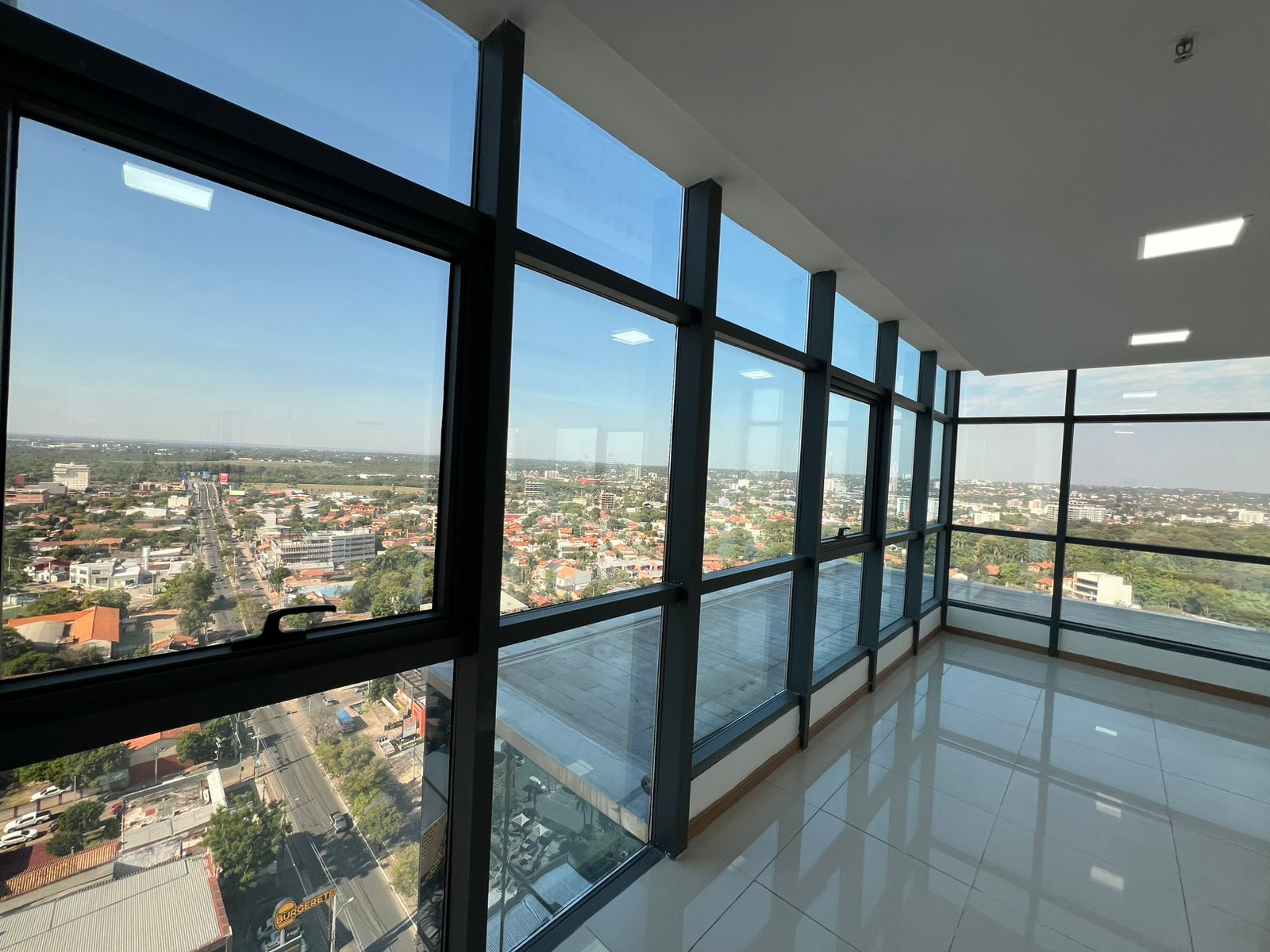 ALQUILO OFICINA EN TRADING PARK – ¡Listo para ocupar! — foto 2