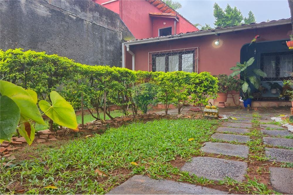 Casa en venta en Fernando de la Mora — foto 2