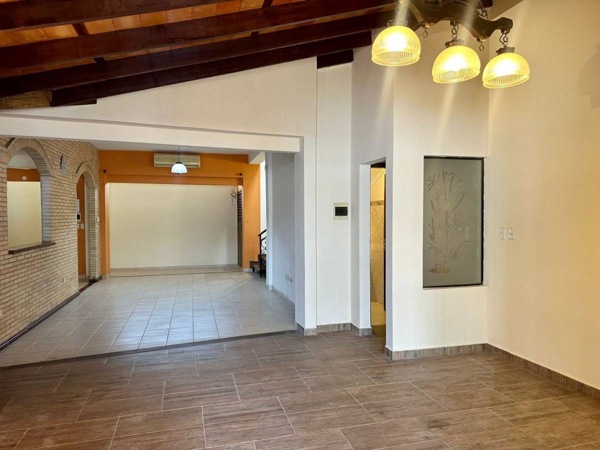 ALQUILO DÚPLEX EN BARRIO LAS MERCEDES — foto 3