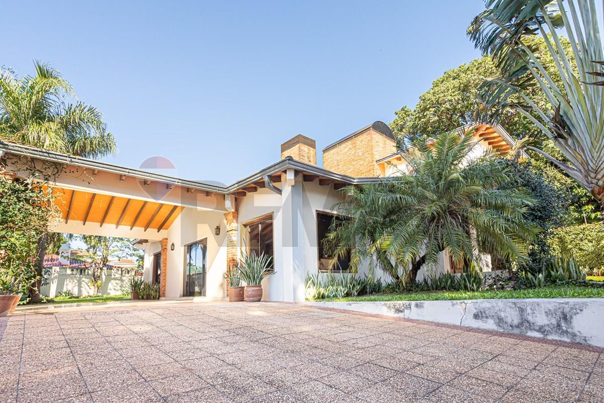 Casa - Venta - Lambaré, Central, Paraguay — foto 2