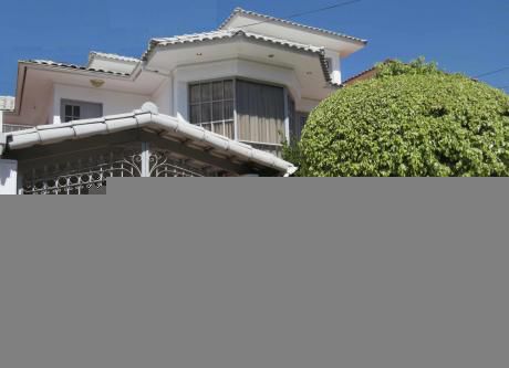 Residencia Estilo Ingles Zona Cala-cala