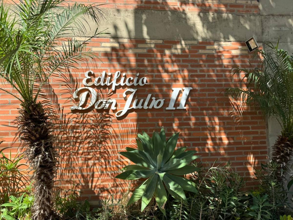 Departamento 2 Dormitorios en Venta - Edificio Don Julio II, Encarnación — foto 2