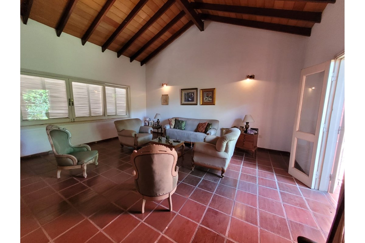 Casa-Alquiler-Pasaje Caceres c/ Riquelme ( Torreani),Tembetary, Asunción — foto 3