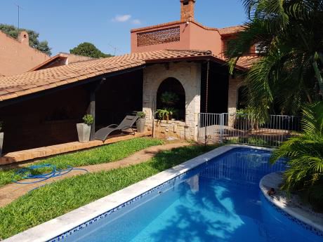 Alquilo Residencia Amoblada En Trinidad