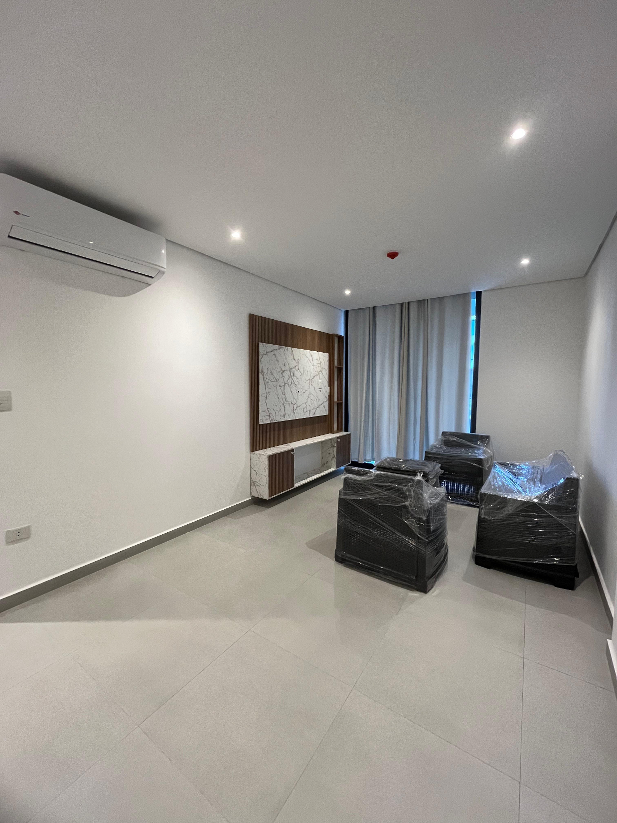 MOLAS LÓPEZ, EN ALQUILER HERMOSO  DEPARTAMENTO DE 2 DORMITORIOS EN SUITE — foto 3