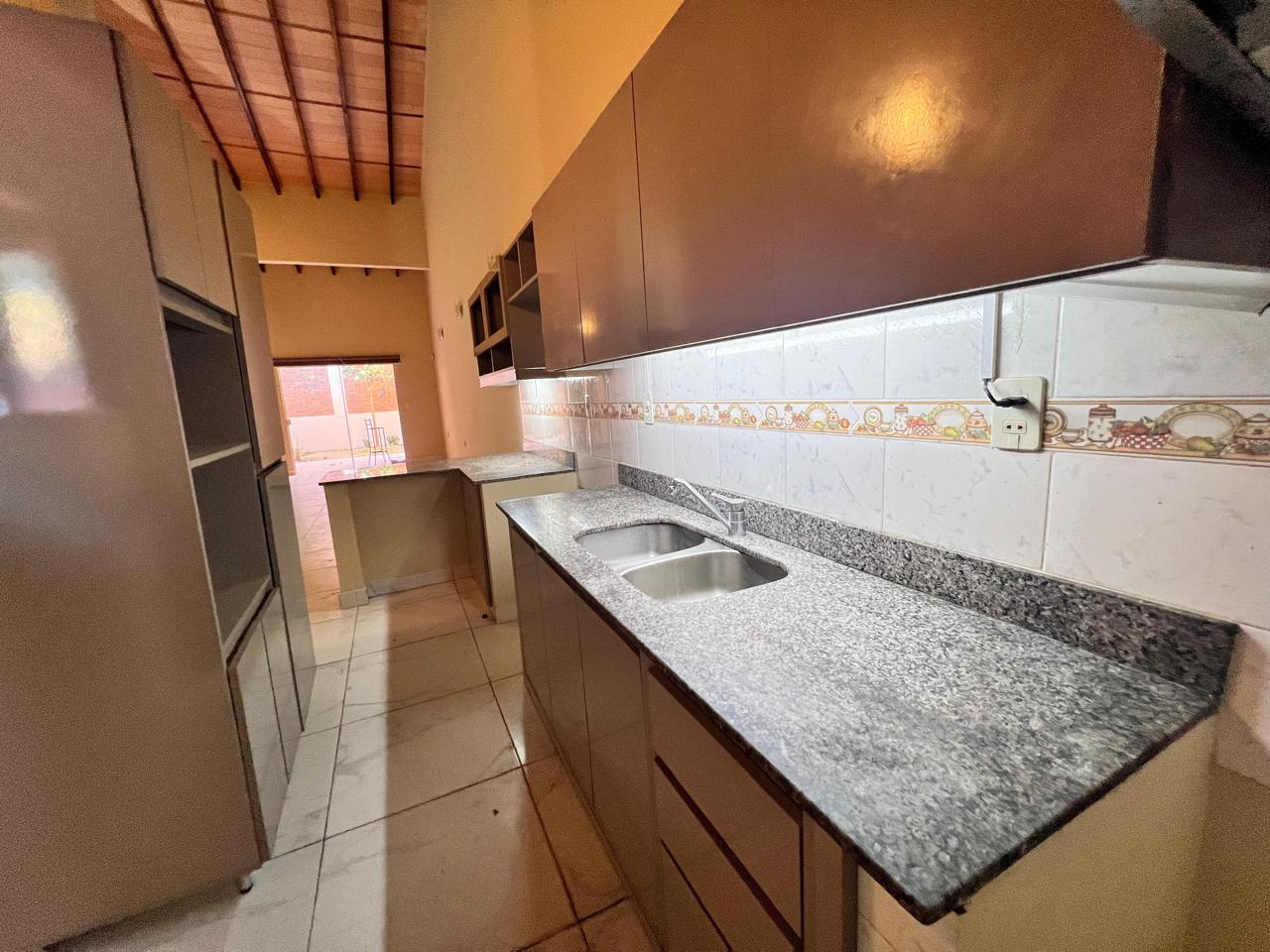 Alquilo Duplex en Lambare, zona Colegio SEK — foto 2