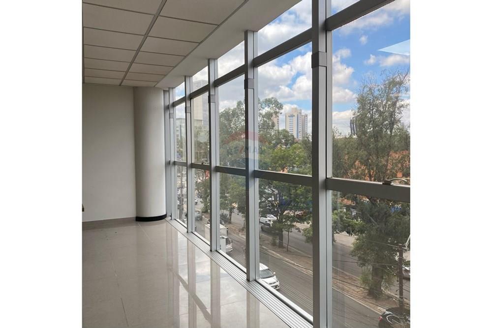 ALQUILO OFICINA CORPORATIVA EN SKY CENTER — foto 3