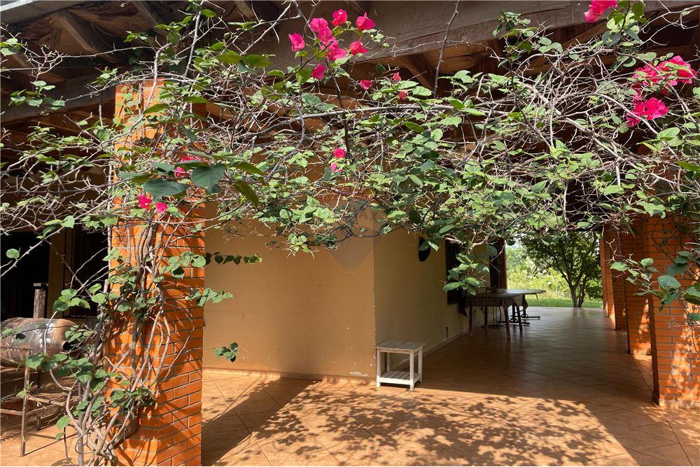 GRANJA HOSTAL - CARAPEGUA — foto 2