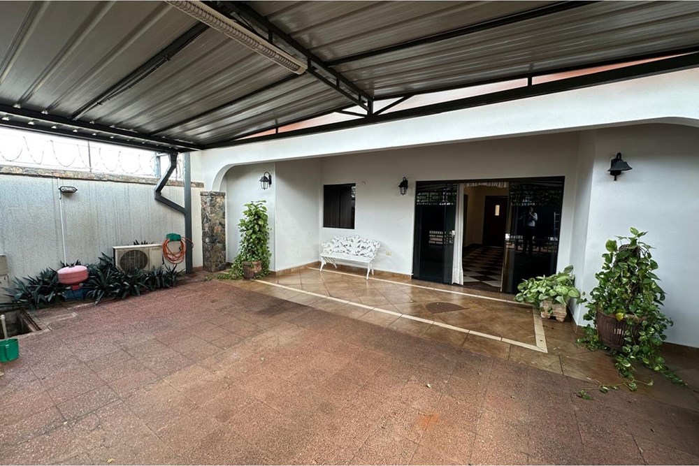 Casa-Alquiler-Cecilio Leguizamón c/ Rio Paraguay, Virgen del Pilar, Capiatá — foto 2