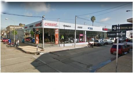 Local Comercial En Terreno De 1826 M2 Pleno Centro De Tacuarembó