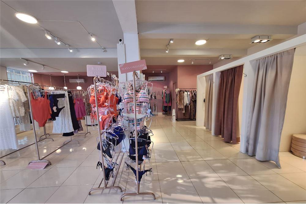 Alquilo Local comercial en esquina zona CPJ — foto 3