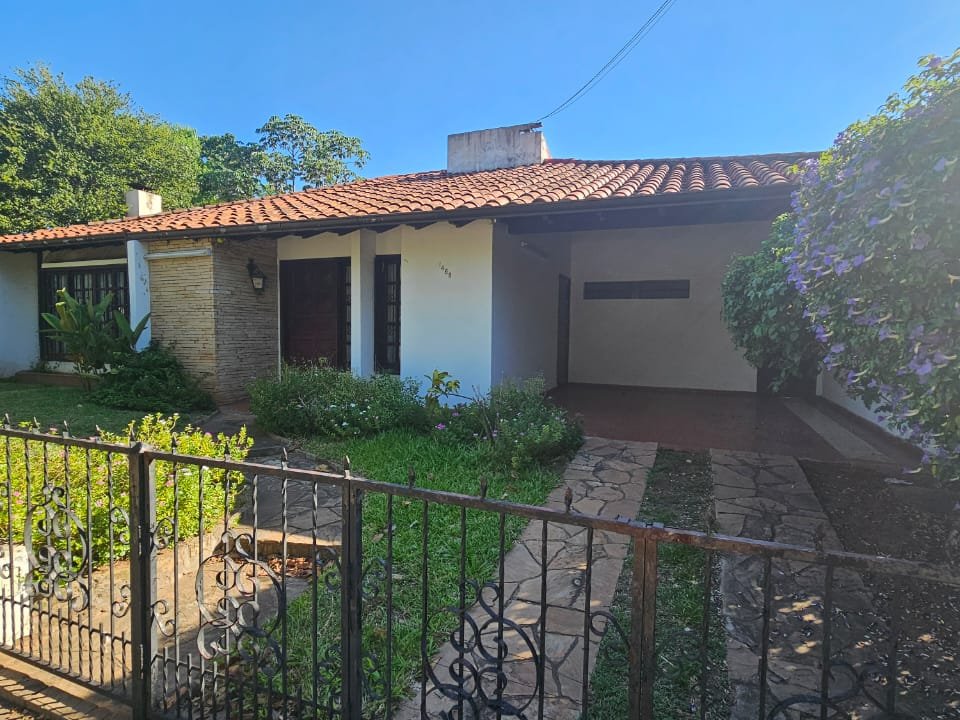 Casa en venta en Pettirossi