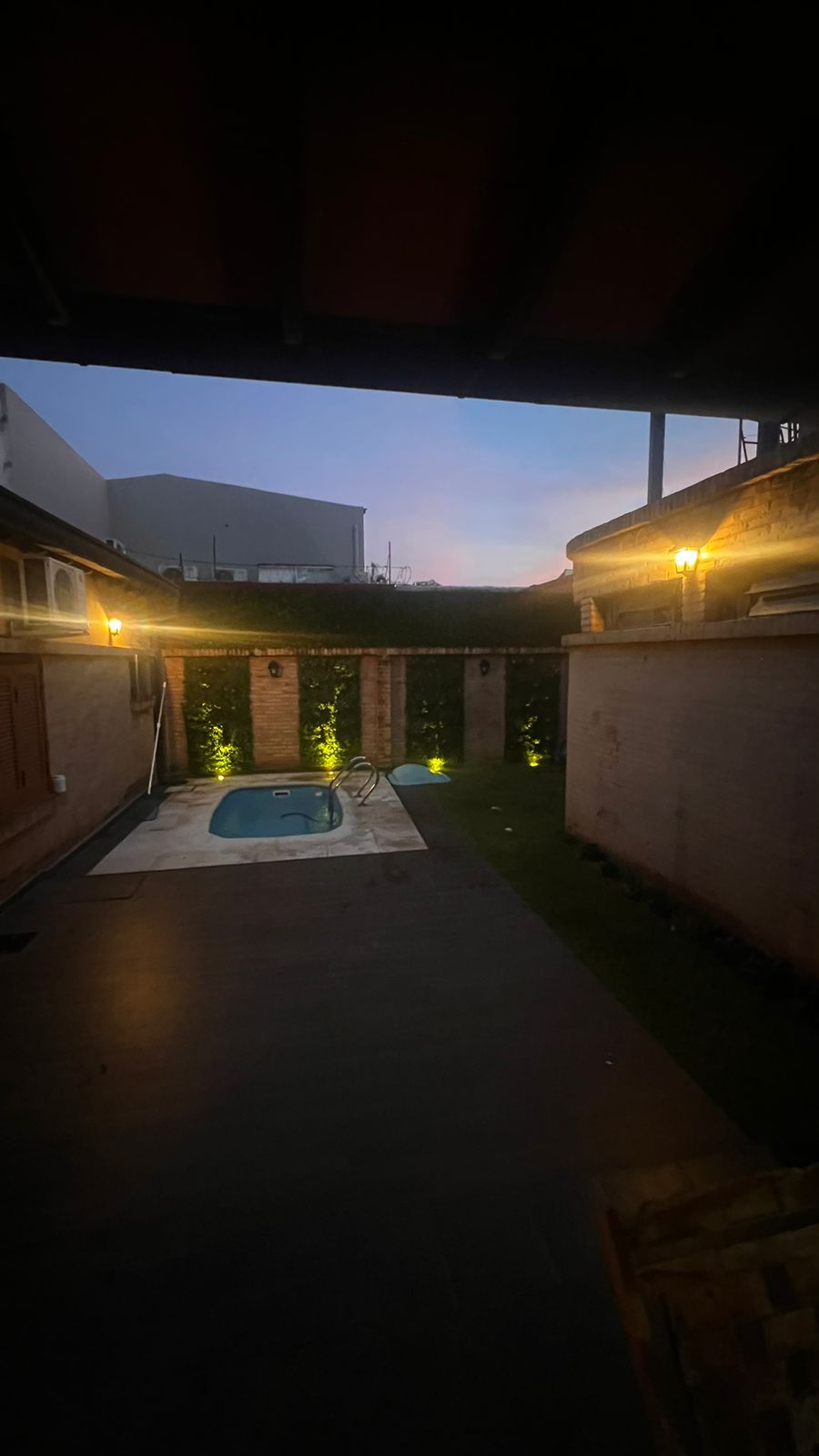 ALUILO CASA ATRAS DE TIERRA COLORADA — foto 3