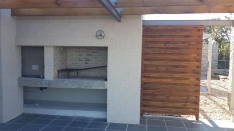 Apartamento En Venta Proximo A La Rambla, Con Renta.
