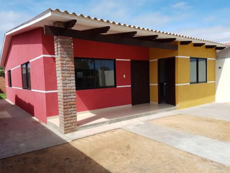 Bella Casa A Estrenar En Venta En Santa Cruz Zona San Jorge
