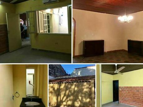 Alquilo Casa Centrica