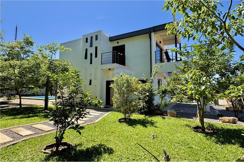 EN VENTA – CASA AMOBLADA CON VISTA AL LAGO — foto 3