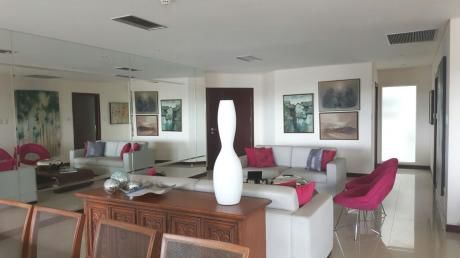 En Edificio De Lujo Bellisimo Departamento En Venta