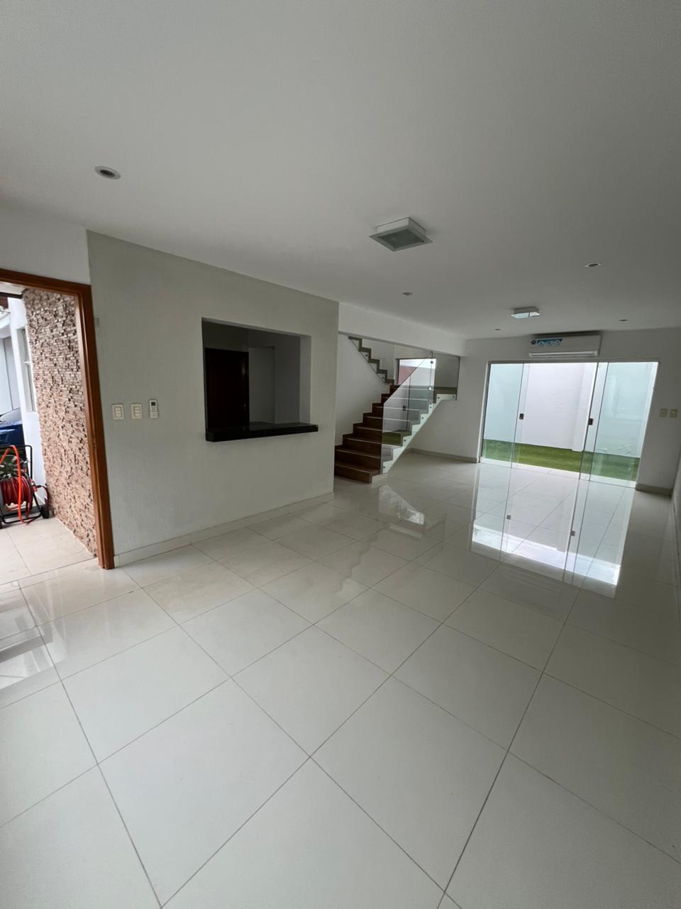 Casa en alquiler en Itá Enramada