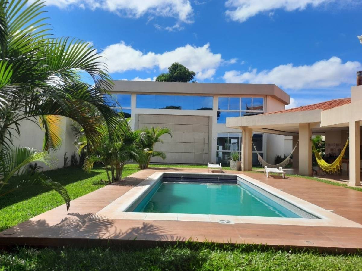 Luque!. Casa de lujo en barrio residencial — foto 2