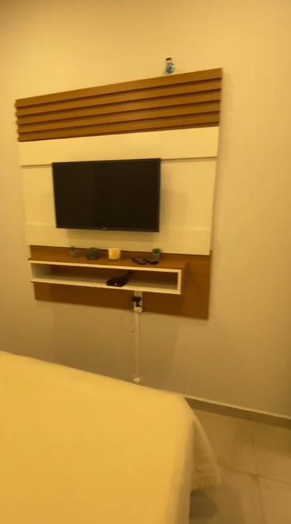 VENDO HERMOSO DEPARTAMENTO!! FULL AMOBLADO!! A CUADRAS DEL PASEO LA GALERIA! — foto 2